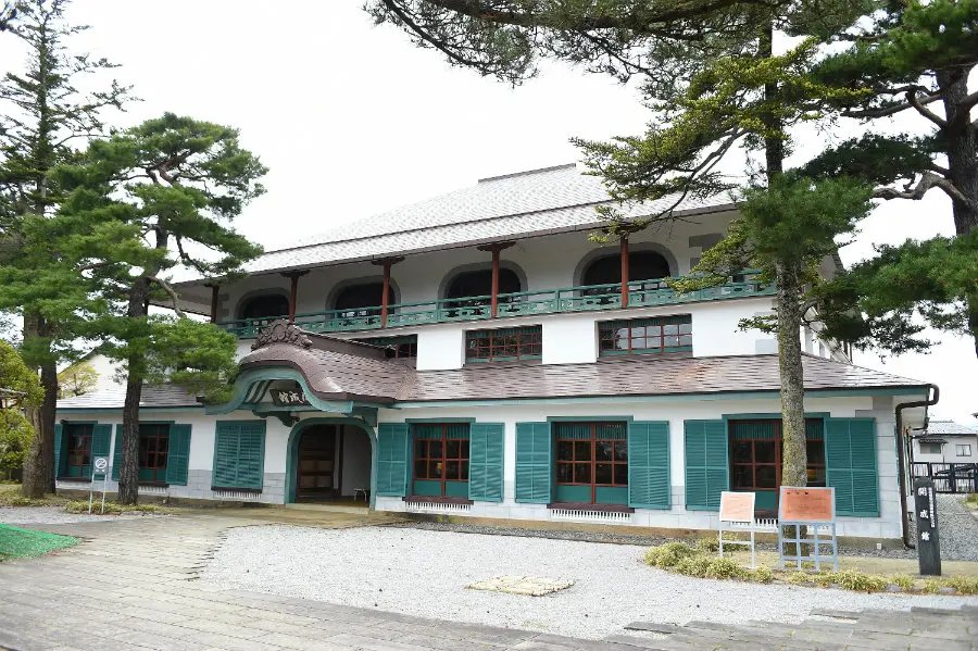 🏛️ 아사카 역사 박물관 (구 후쿠시마현 심상중학교 본관) 이미지 6